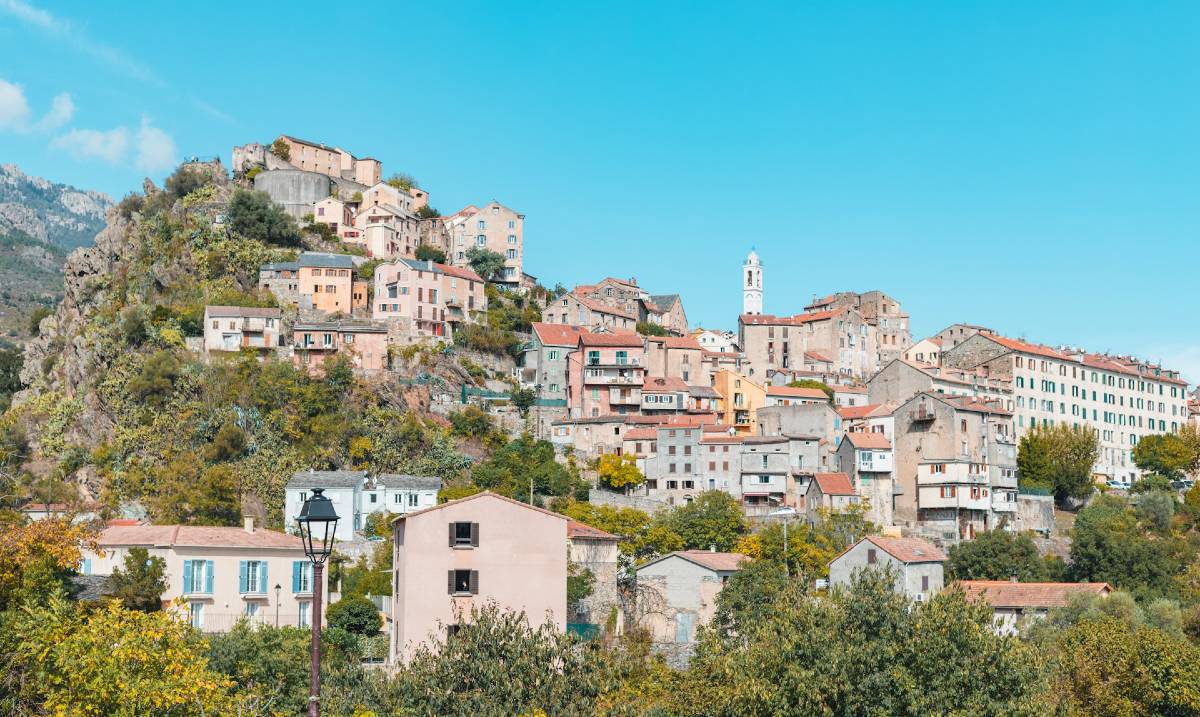 Village perché de l'île de beauté, photo Clovis Wood