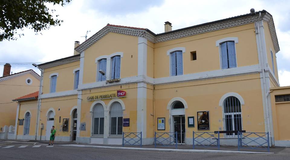 Gare de Pierrelatte, Drôme