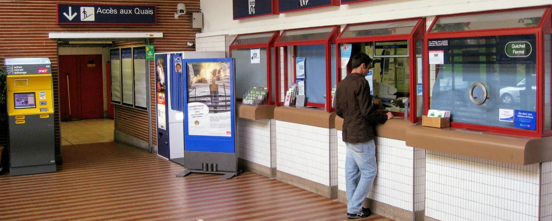 Guichet gare TER SNCF