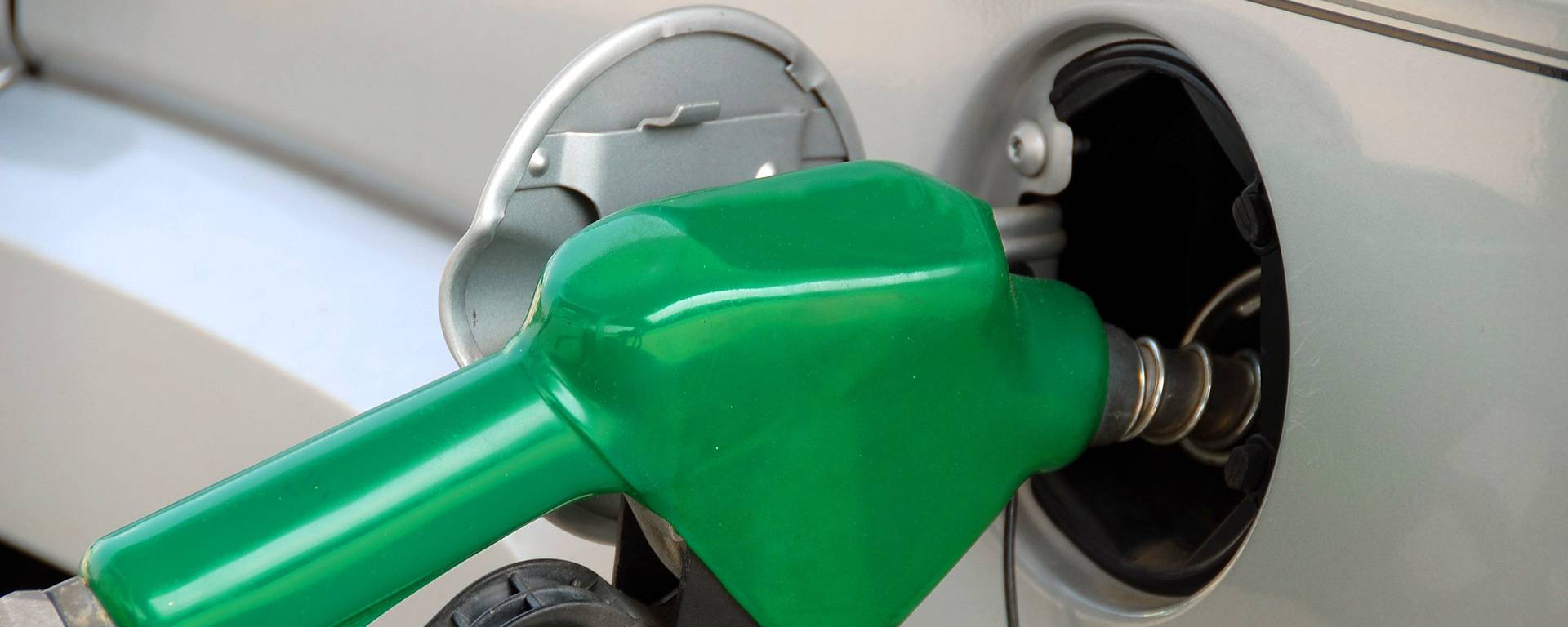 Station essence et prix des carburants